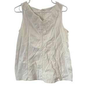 Adiva White Sleeveless Embroidered‎ Top L